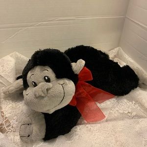 ❤️Monkey laying on stomach plush/stuffed animal, 2012 Kids of America❤️